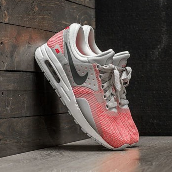🆕Women's/Girls Nike Air Max Zero SE -Size 7y/8.5w - Picture 2 of 8